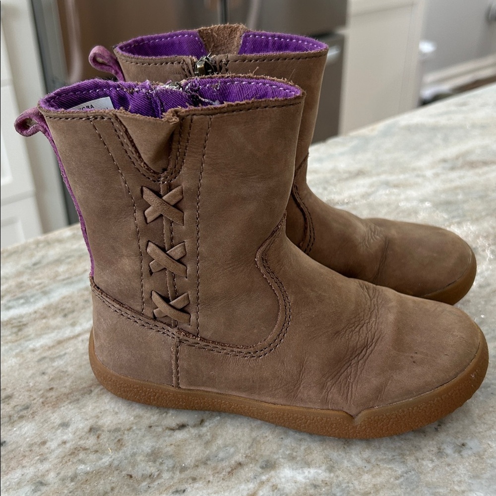 Stride Rite girls boots brown zip up with Velcro strap, pull on leather upper